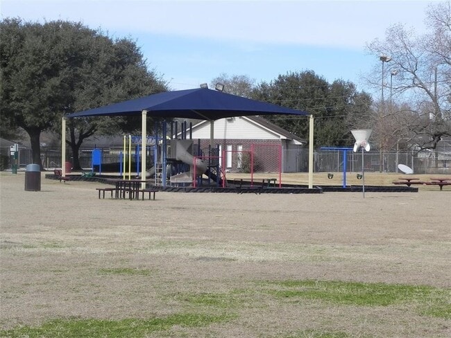 Building Photo - 3627 Wirksworth Dr