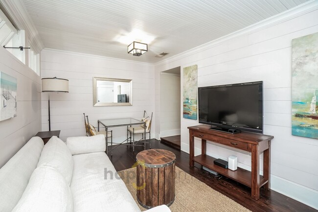 Building Photo - Fully Furnished, All Inclusive 1 Bedroom, 1 Bath Condo In the Heart of Downtown Charleston