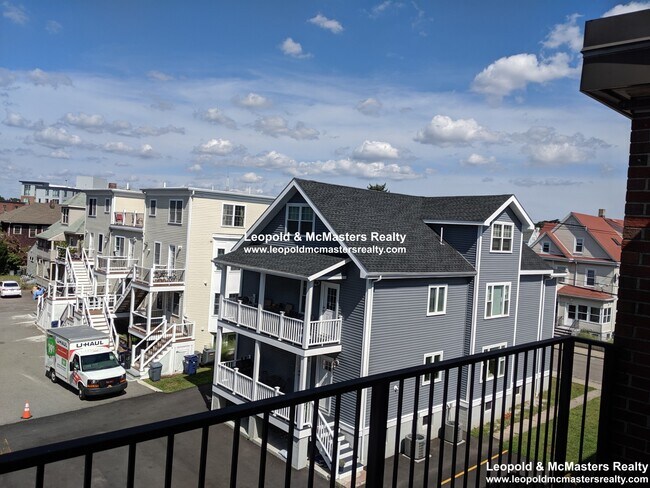 Building Photo - 80 Litchfield St