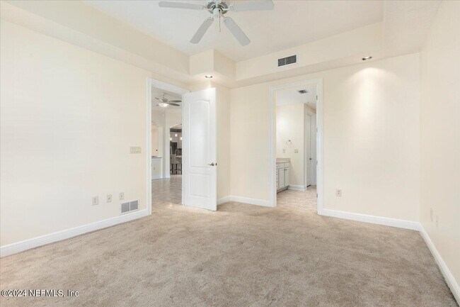 Building Photo - 4300 S Beach Pkwy