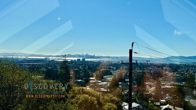 Building Photo - Panoramic Hill Estate with Sweeping Views