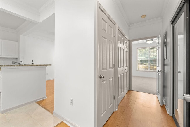 Building Photo - 1111 Westchester Ridge NE