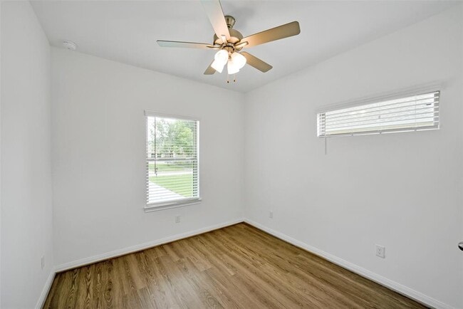 Building Photo - 13315 Campos Dr