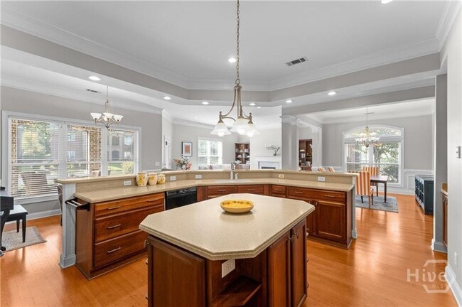 Building Photo - Richmond Hill 3 Bedrooms 2 1/2 Baths with Lagoon View, Screened Porch and Amenities