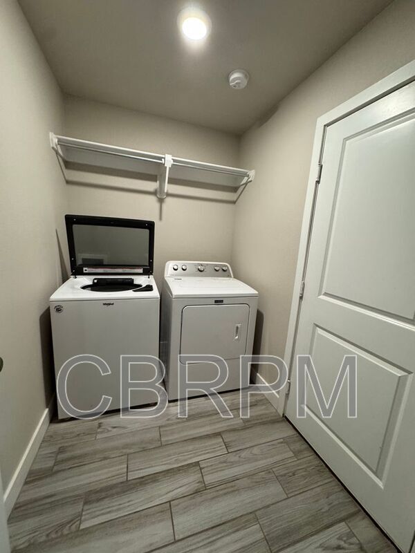 Building Photo - 3108 Urbana Ave