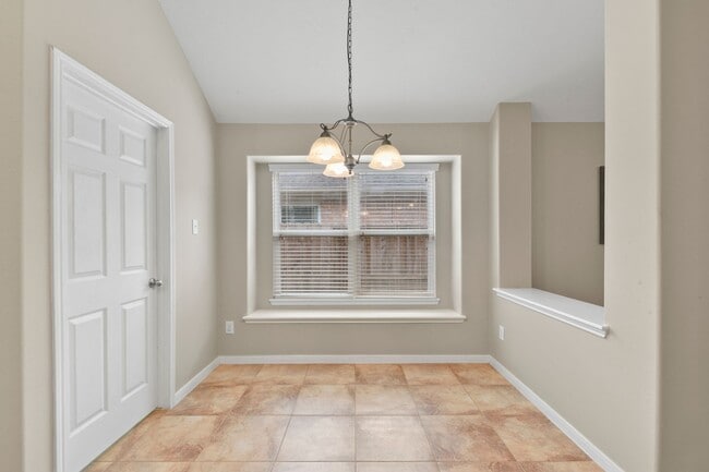 Building Photo - Charming Missouri City house in Sienna Com...