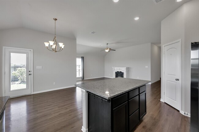 Building Photo - 243 Racetrack Ln