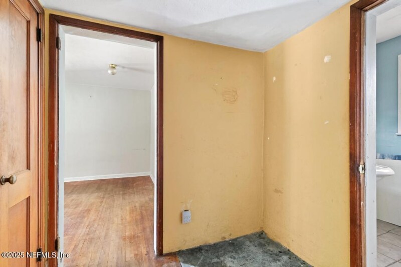 Building Photo - 2892 Gilmore St