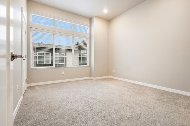 Building Photo - 1288 Sf | 2 Bedrooms 2.5 Bath | 2 Car Garage | $3,300