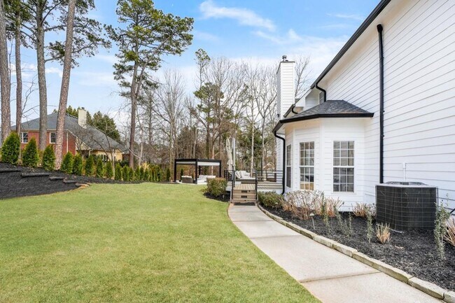 Building Photo - 1046 Wiley Bridge Rd