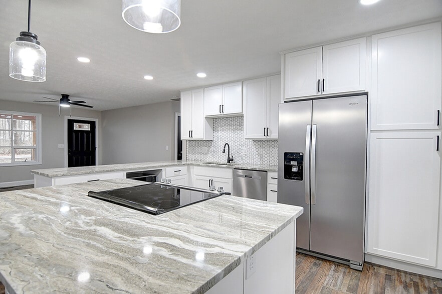 Building Photo - 1209 Nutwood Dr