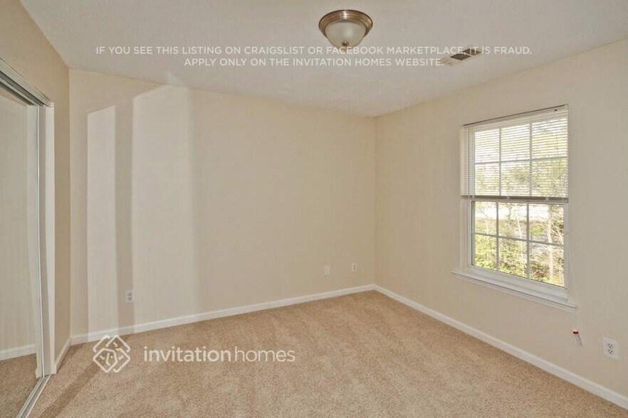 Building Photo - 540 Sable View Ln