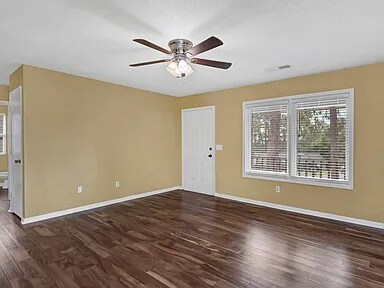 Building Photo - 107 Westpointe Ct