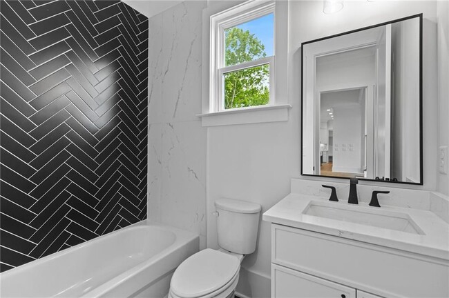 Building Photo - 6120 Hutchins Dr