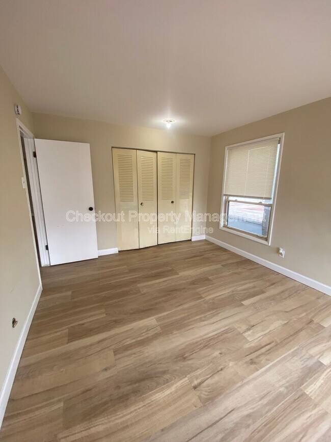Building Photo - 3737 Morgan Ford Rd