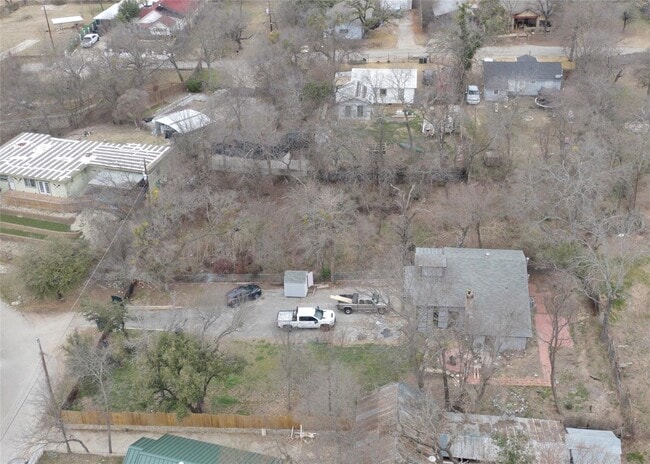 Building Photo - RARE RENTAL OPPORTUNITY ACROSS FROM LAKE WORTH