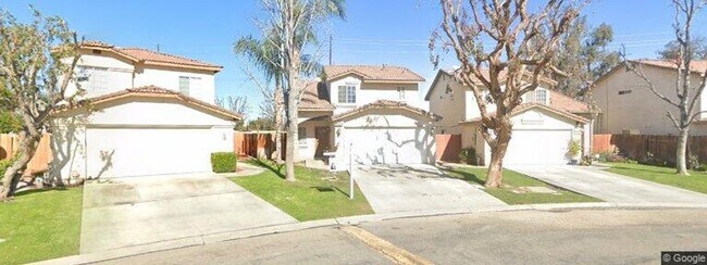 Building Photo - South Bakersfield Home