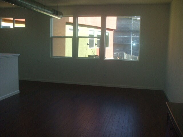 Building Photo - Ironworks - Walk to Sutter Health Park!