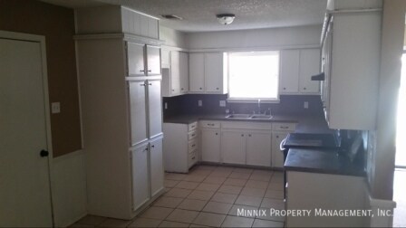 Building Photo - 4805 61st St