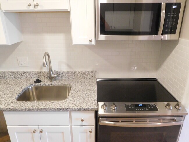 Building Photo - Champion House Apartments