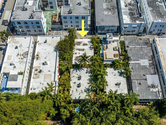 Building Photo - 1127 Meridian Ave