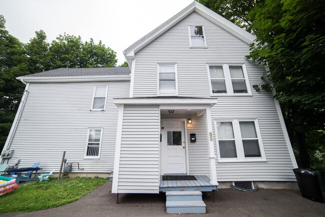 Building Photo - 85 1st St