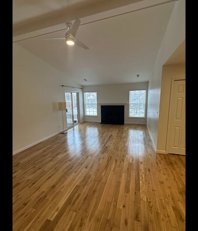 Building Photo - 44783 Marigold Dr
