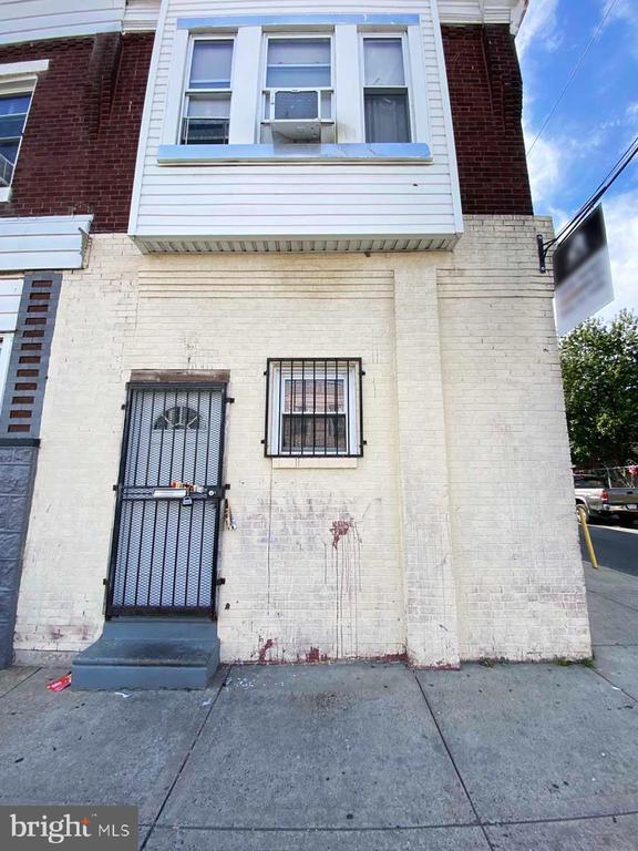 Building Photo - 3434 H St