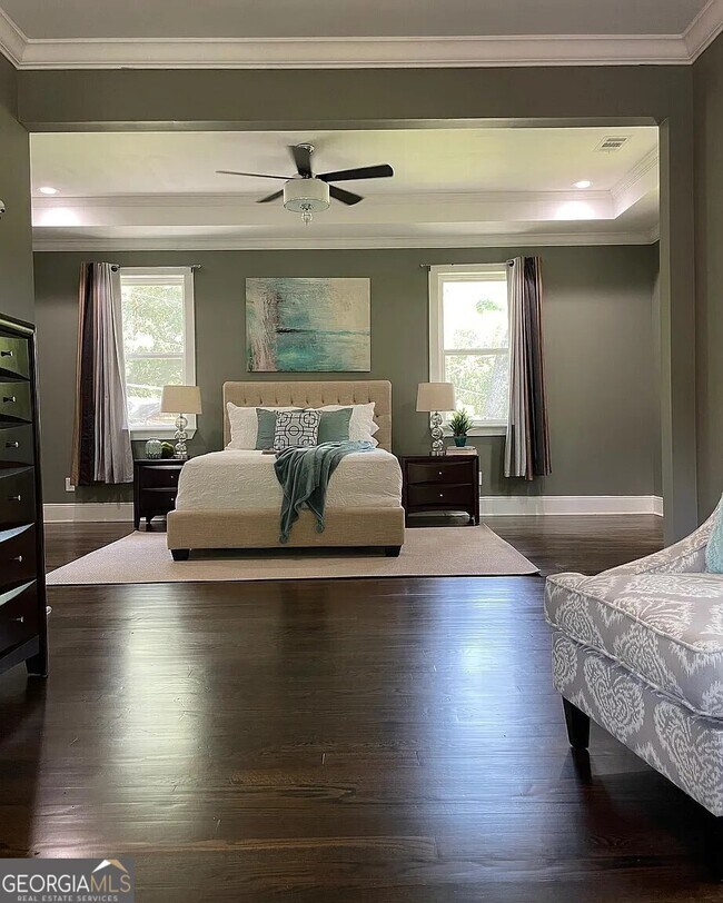 Building Photo - 1433 Merriman Ln NE