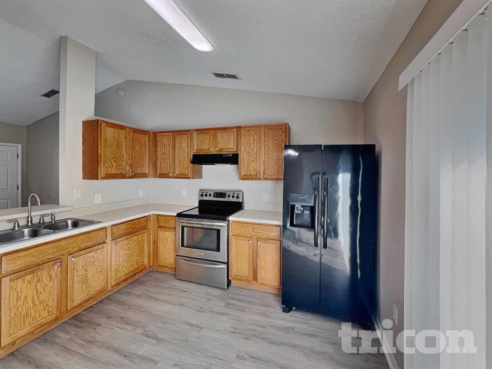 Building Photo - 938 Millenbeck Ave