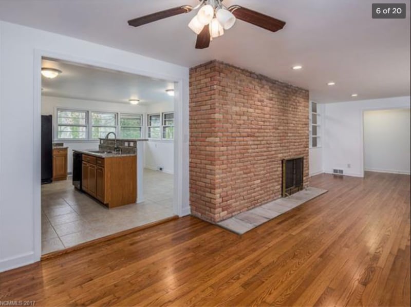 Building Photo - 32 S Oak Forest Dr