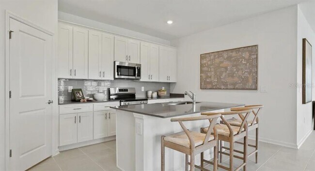 Building Photo - 4246 St Thomas Wy