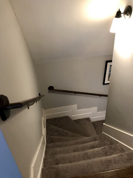 Stair - 2218 Lawndale Ave