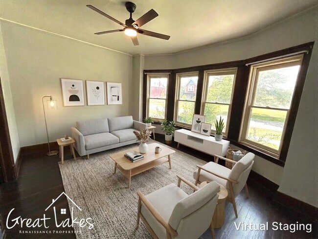 Building Photo - Cozy 2 Bedroom 1 Bathroom now available for rent!