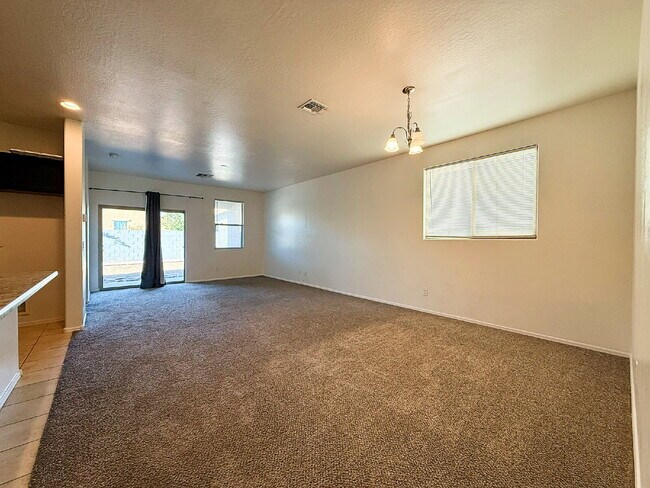 Building Photo - "Charming 3-Bedroom Oasis with 2 Baths & S...
