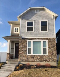 Building Photo - 3518 W Waterbury Dr