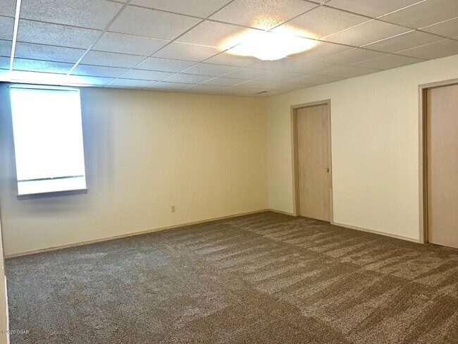 Building Photo - 1612 Mayberry Dr