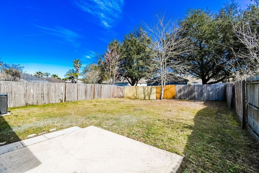 Building Photo - 7774 Mordecai Ct