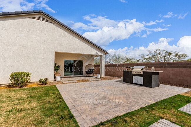 Building Photo - 36728 N Alderney Ct