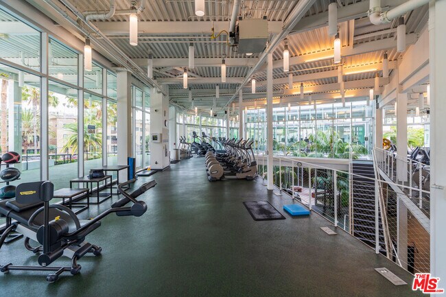 Building Photo - 12962 Discovery Crk