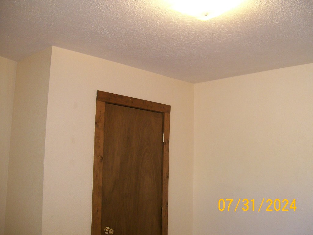 Building Photo - 528 N M St