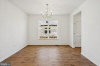 Building Photo - 726 Northwood Ave