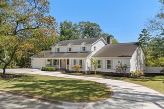 Building Photo - 5704 Woodside Ave