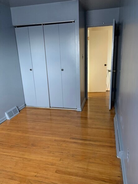 Building Photo - 62 Oakmont Dr