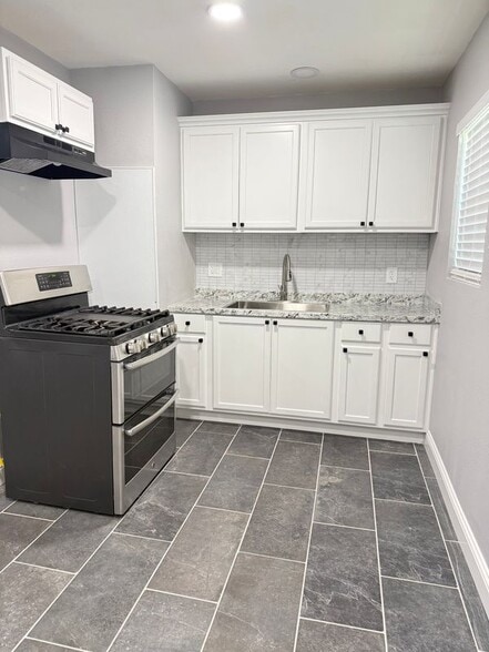 Building Photo - 4040 Neches St