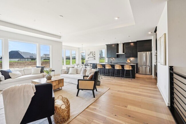 Building Photo - 753 Man O War Blvd