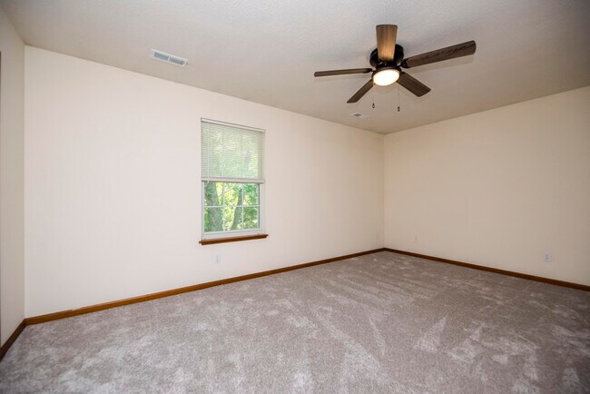 Building Photo - 3508 Berkshire