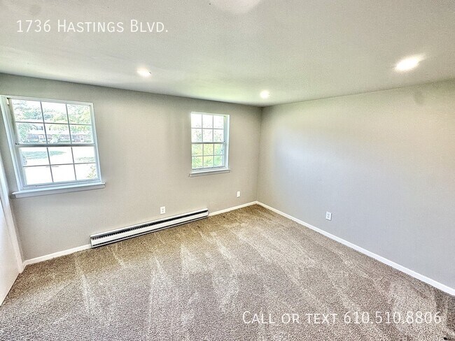 Building Photo - 1736 Hastings Rd