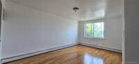 Building Photo - 95-17 84th St