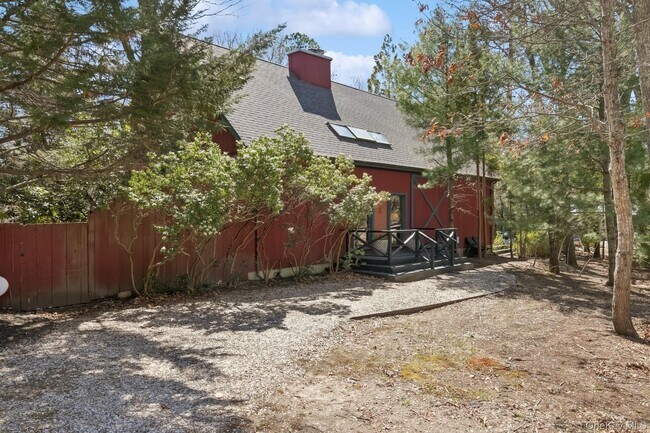 Building Photo - 4 Marion Ln